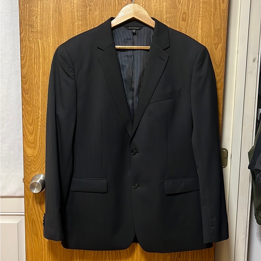 Banana Republic Standard Italian Wool Suit Jacket in Dark Charcoal Sz 42R